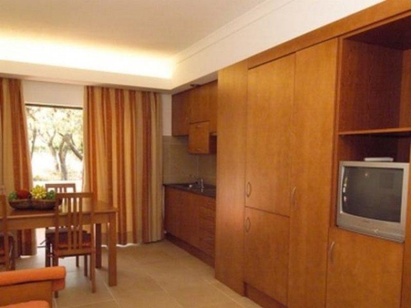 Apartamentos Alvaflor Quarteira Εξωτερικό φωτογραφία