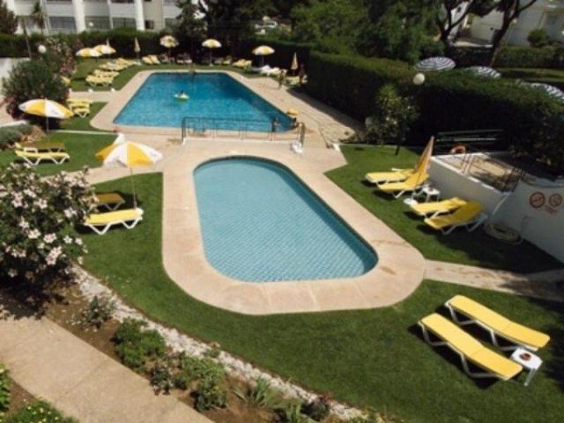 Apartamentos Alvaflor Quarteira Εξωτερικό φωτογραφία